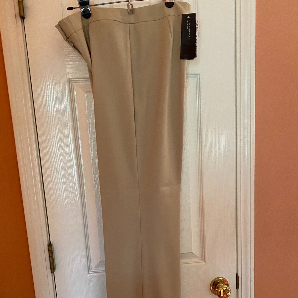 The Perfect Trouser Pant, Jones New York, Size 6, Tan (Rye) Sloane Pant, NWTs